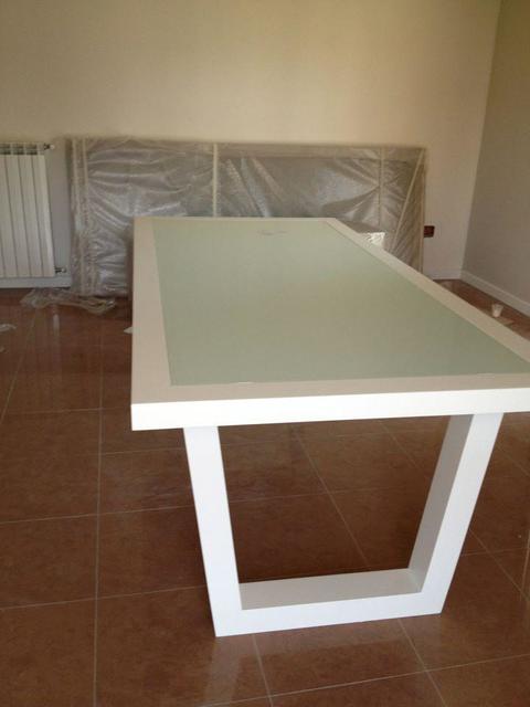 TAVOLO IN LEGNO RETTANGOLARE