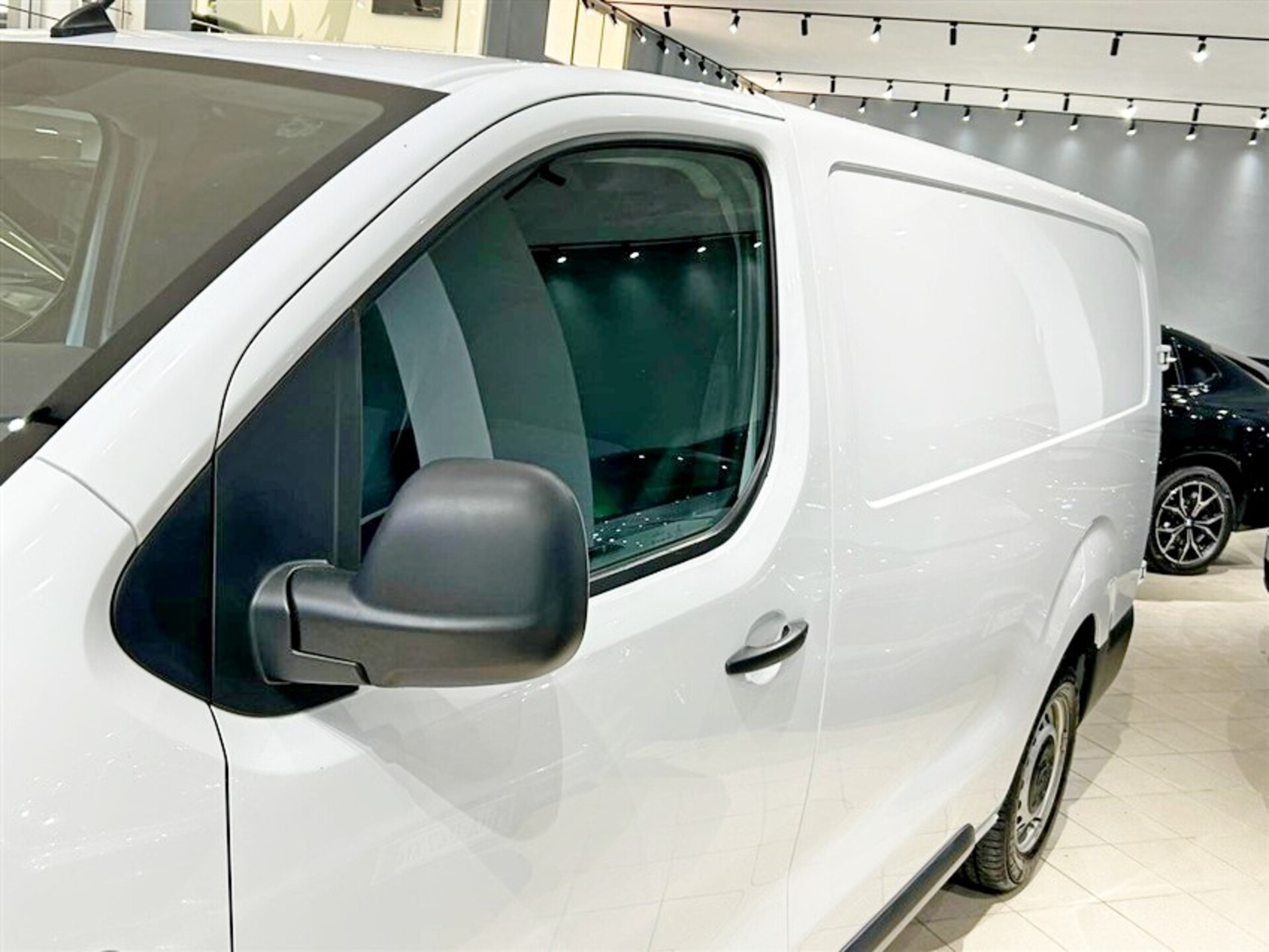 Opel vivaro 2.0 Diesel 144 CV S&S PL-TN  L2 H1 Diesel