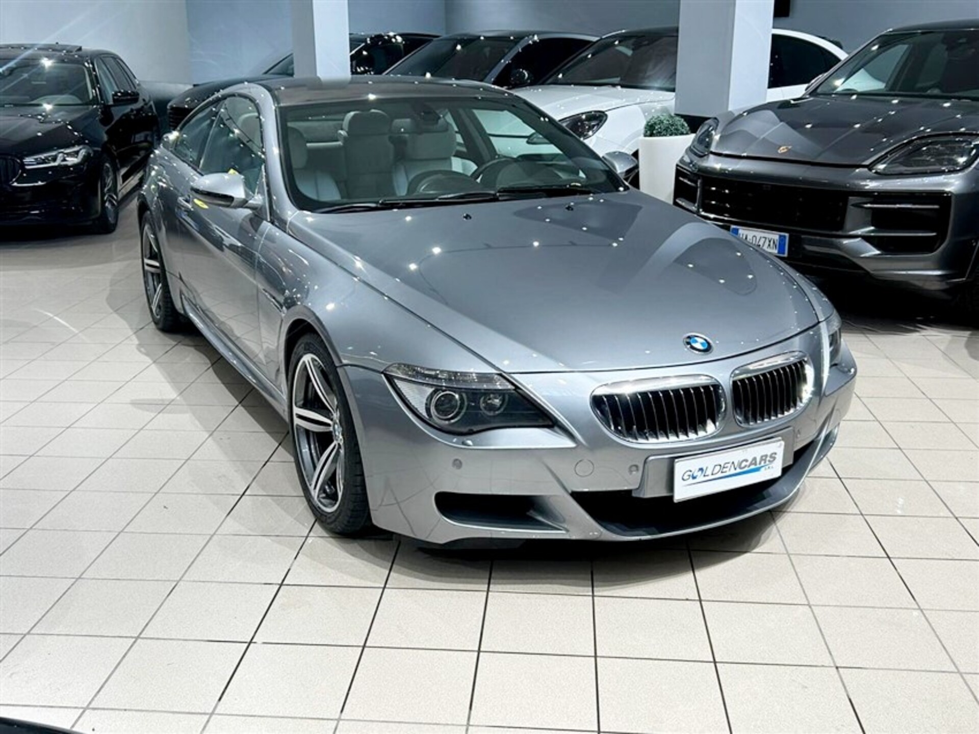 BMW M6 Coupè V 10 COUPé da 507 Cv Benzina