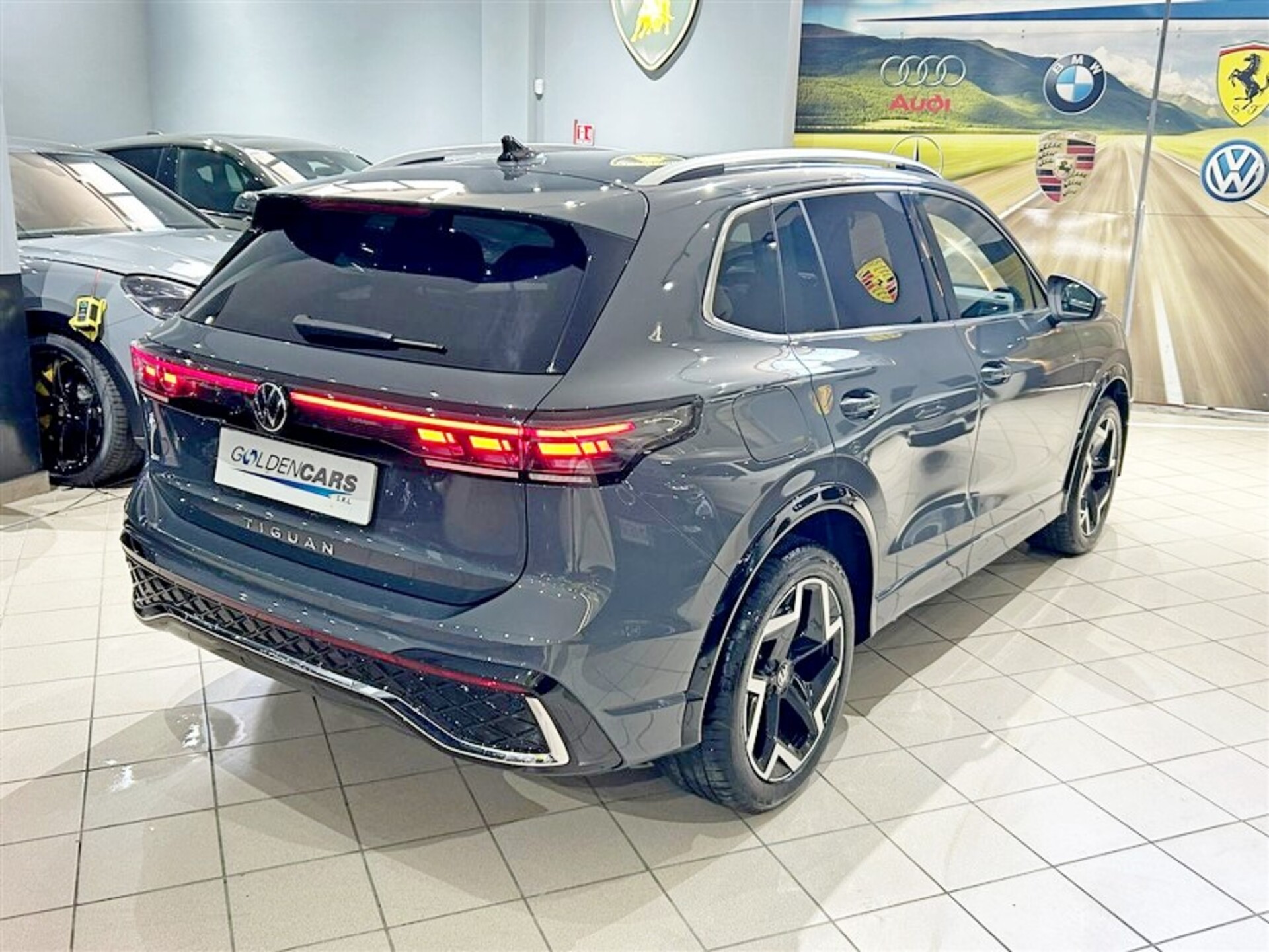 Volkswagen Tiguan 2.0 tdi R-Line 150cv dsg MY 24 Diesel