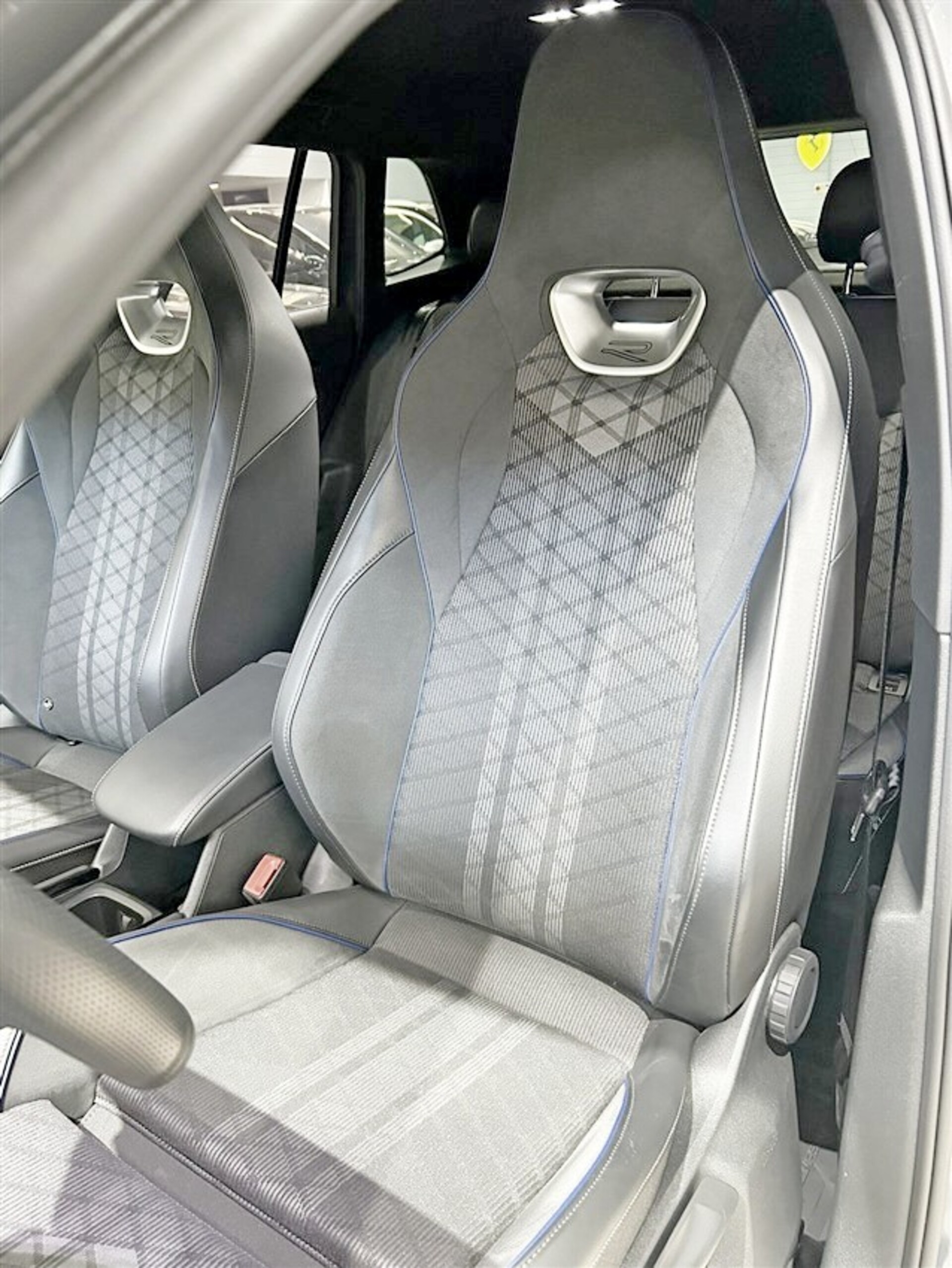 Volkswagen Tiguan 2.0 tdi R-Line 150cv dsg MY 24 Diesel