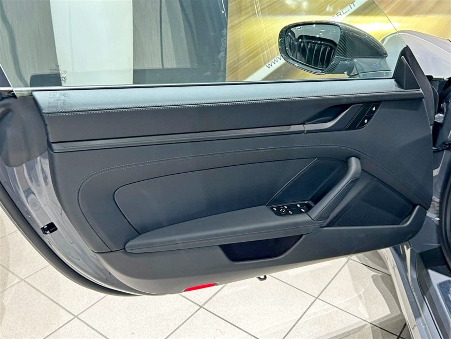 Porsche 992 Benzina