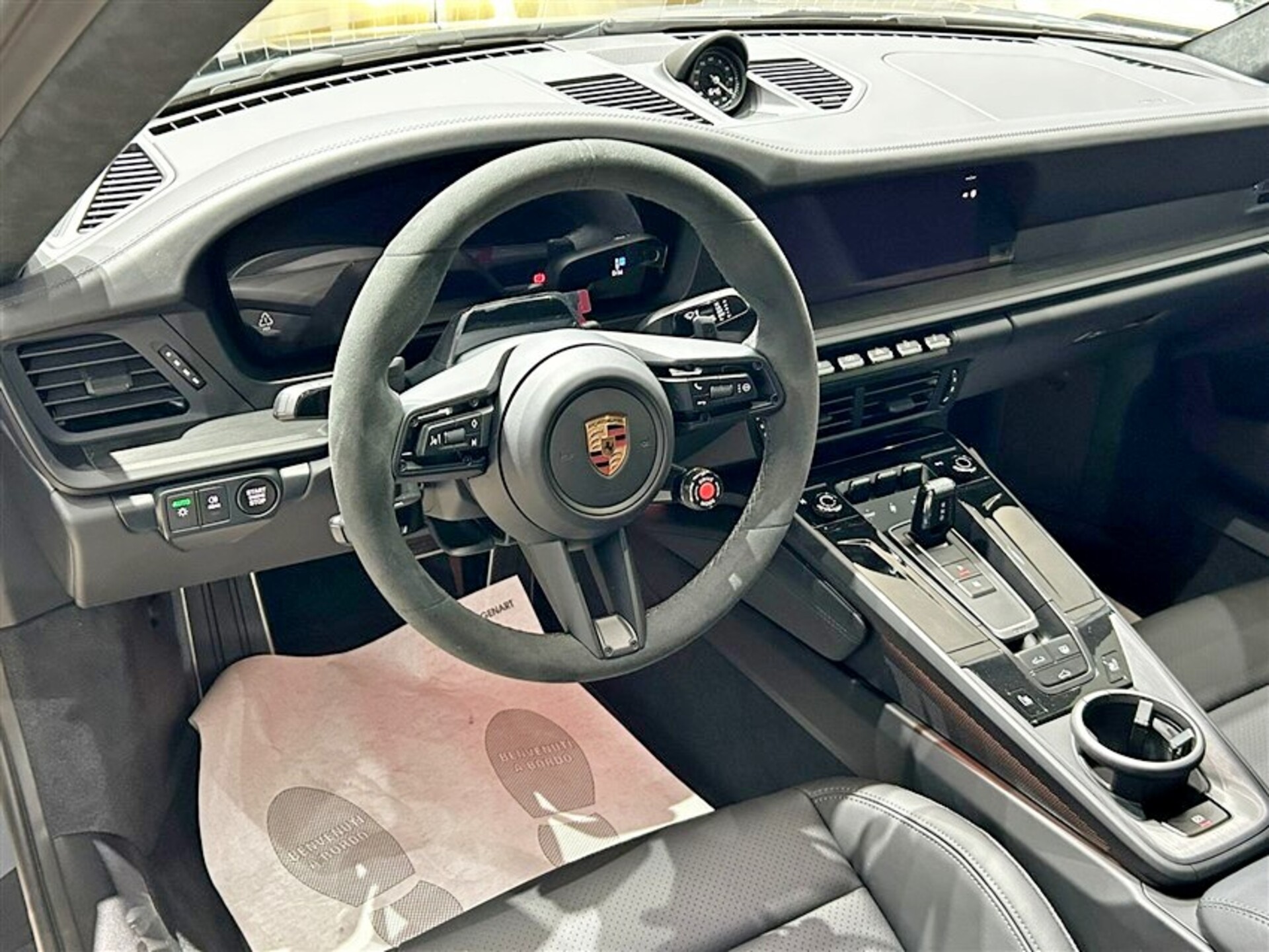 Porsche 992 Benzina