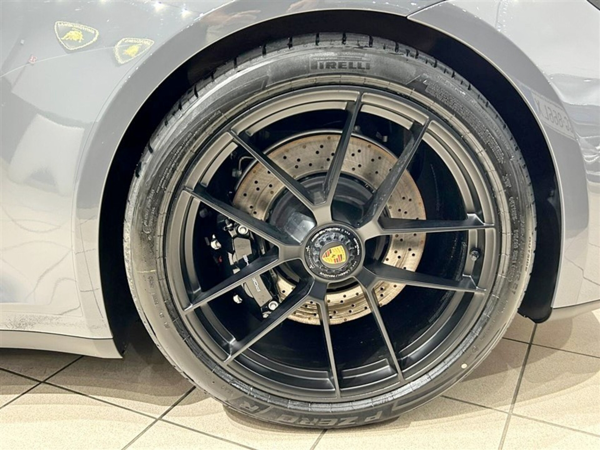 Porsche 992 Benzina