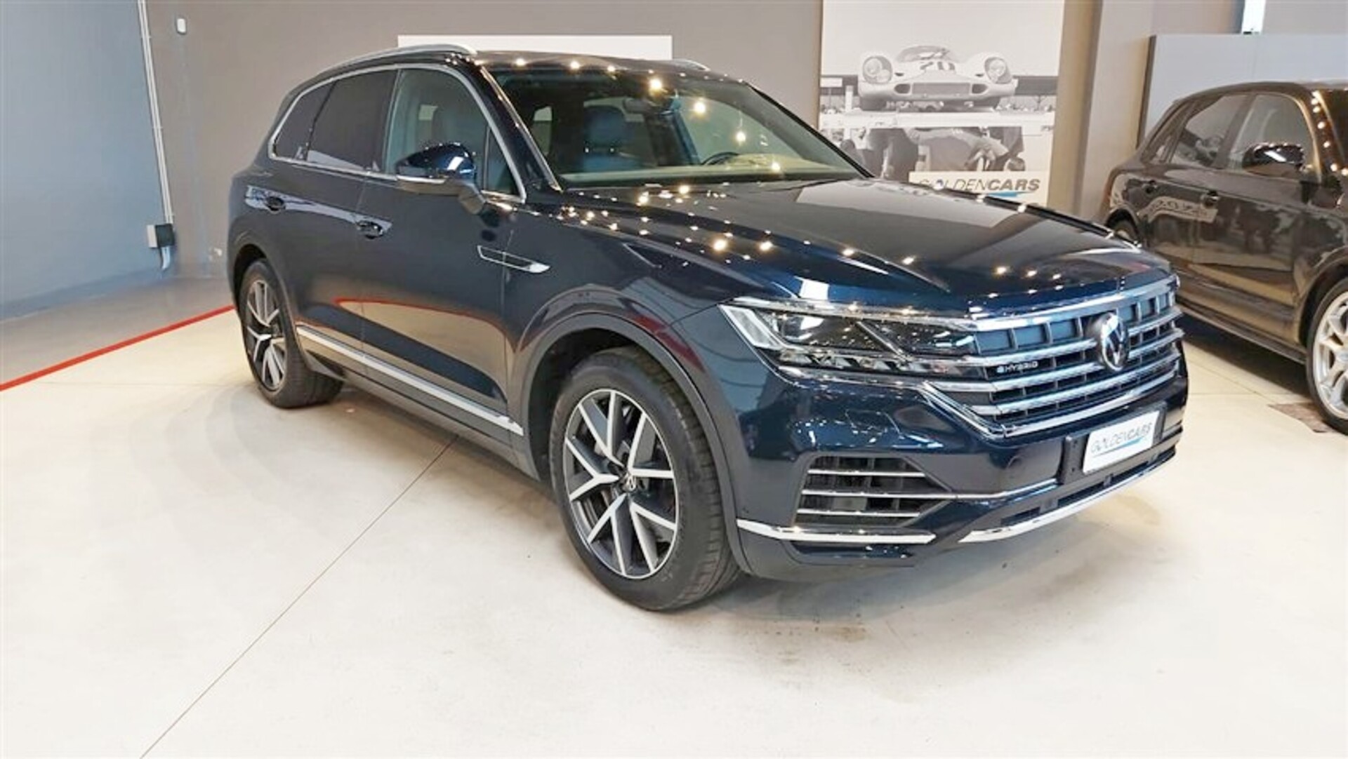 Volkswagen Touareg 3.0 V6 tsi eh Elegance tiptronic Elettrica / Benzina