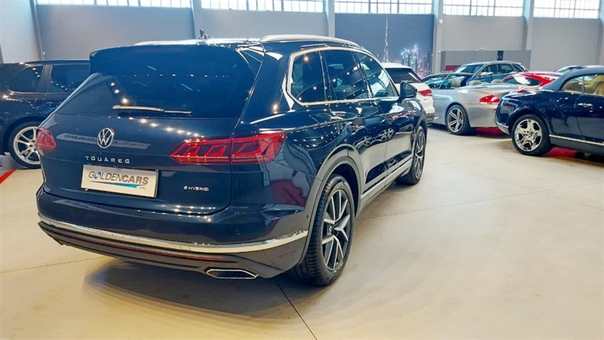 Volkswagen Touareg 3.0 V6 tsi eh Elegance tiptronic Elettrica / Benzina