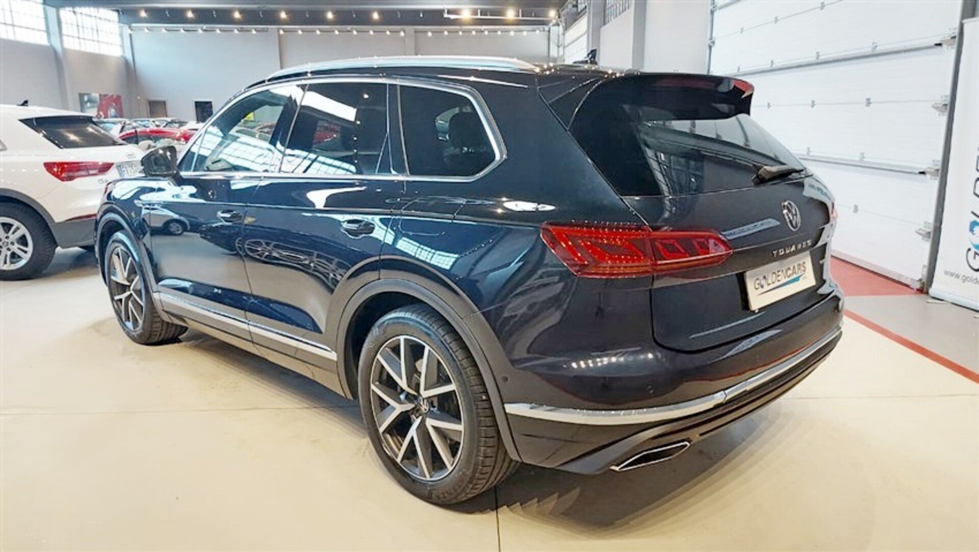 Volkswagen Touareg 3.0 V6 tsi eh Elegance tiptronic Elettrica / Benzina