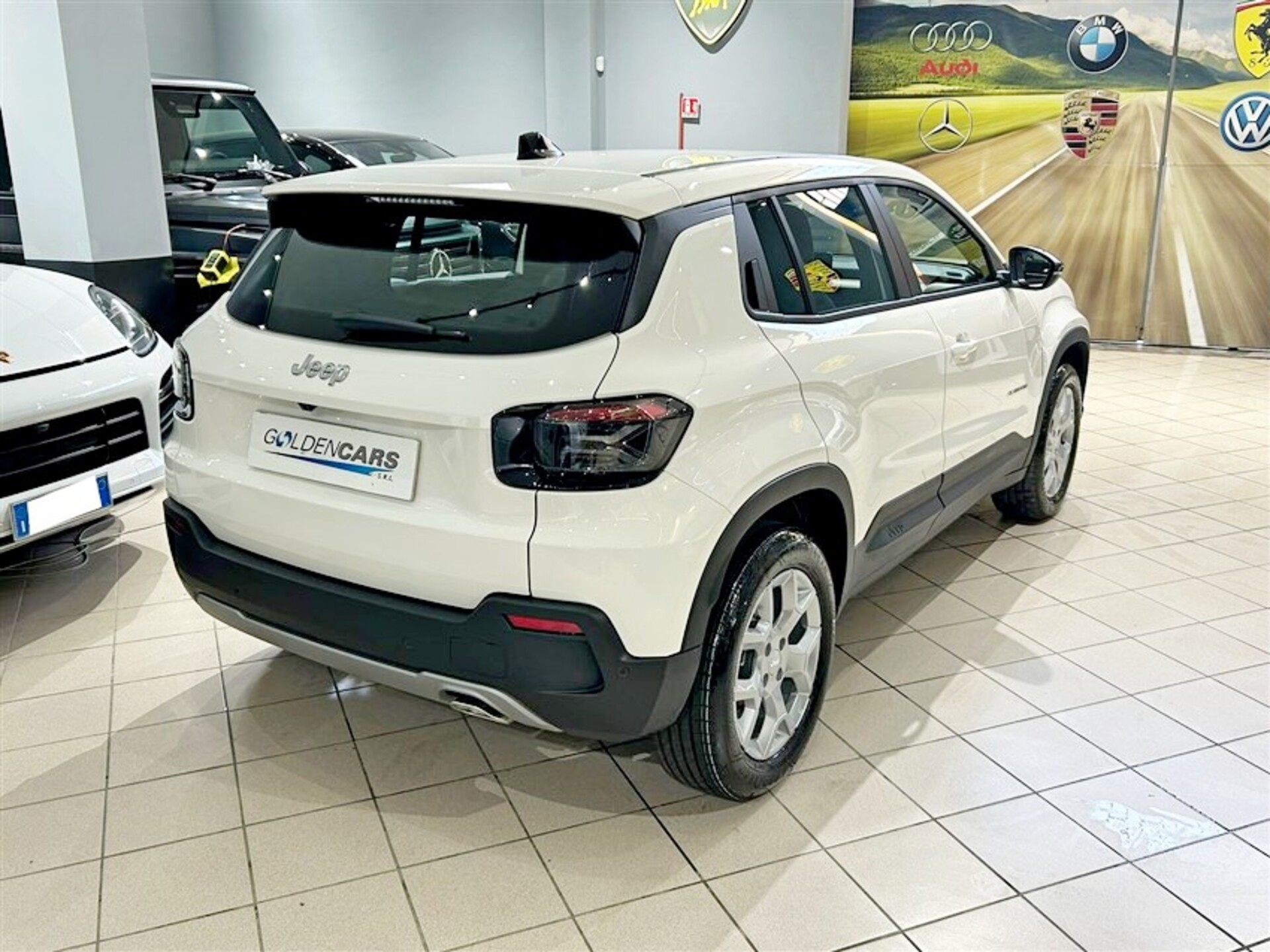 Jeep Avenger 1.2 turbo e-hybrid mhev ALTITUDE fwd 110cv edct6 Elettrica / Benzina
