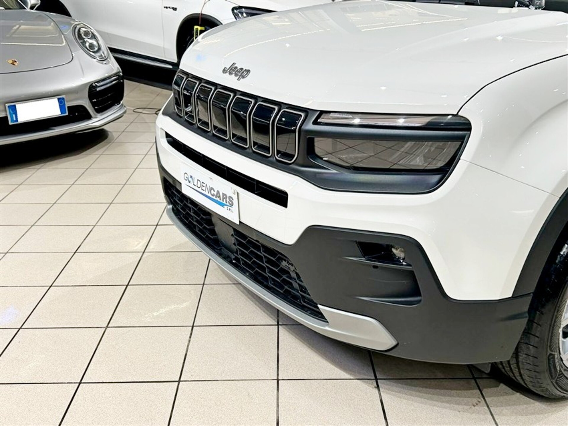 Jeep Avenger 1.2 turbo e-hybrid mhev ALTITUDE fwd 110cv edct6 Elettrica / Benzina