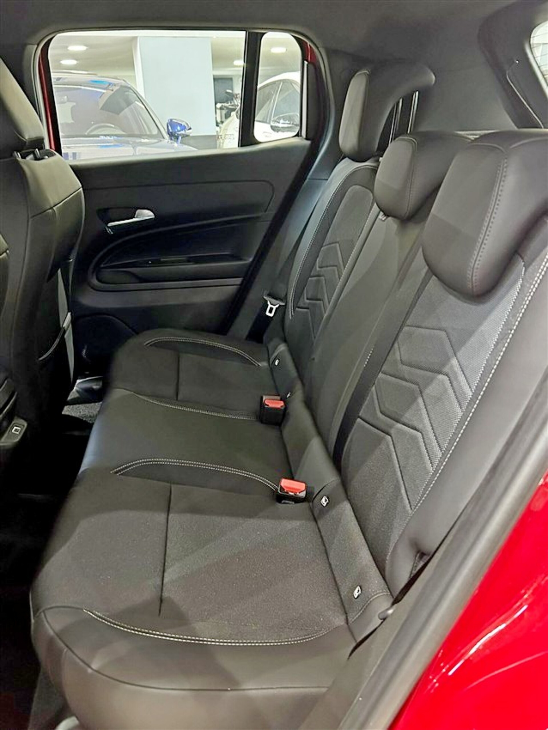 Jeep Avenger 1.2 turbo e-hybrid mhev ALTITUDE fwd 110cv edct6 Elettrica / Benzina