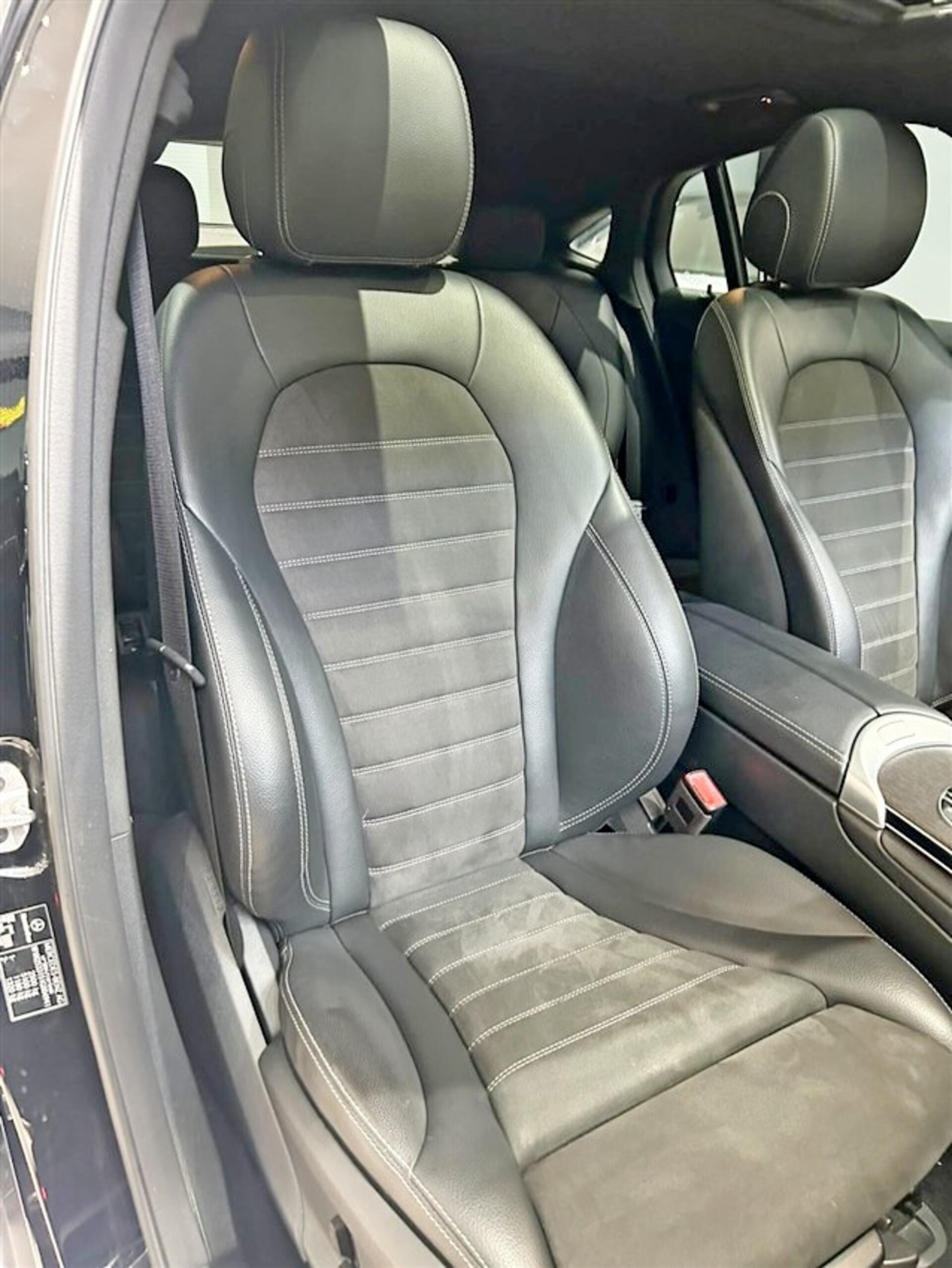 Mercedes-Benz GLC 220 Coupe d Premum AMG Line 4matic auto Diesel
