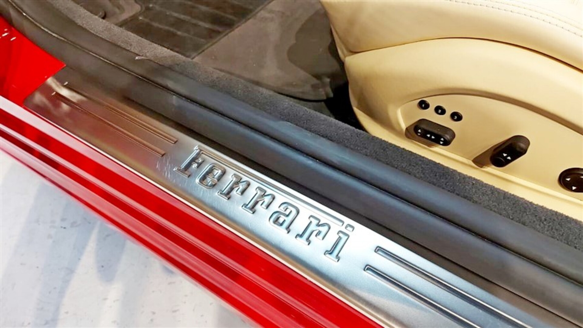 Ferrari California 4.3 DCT Benzina