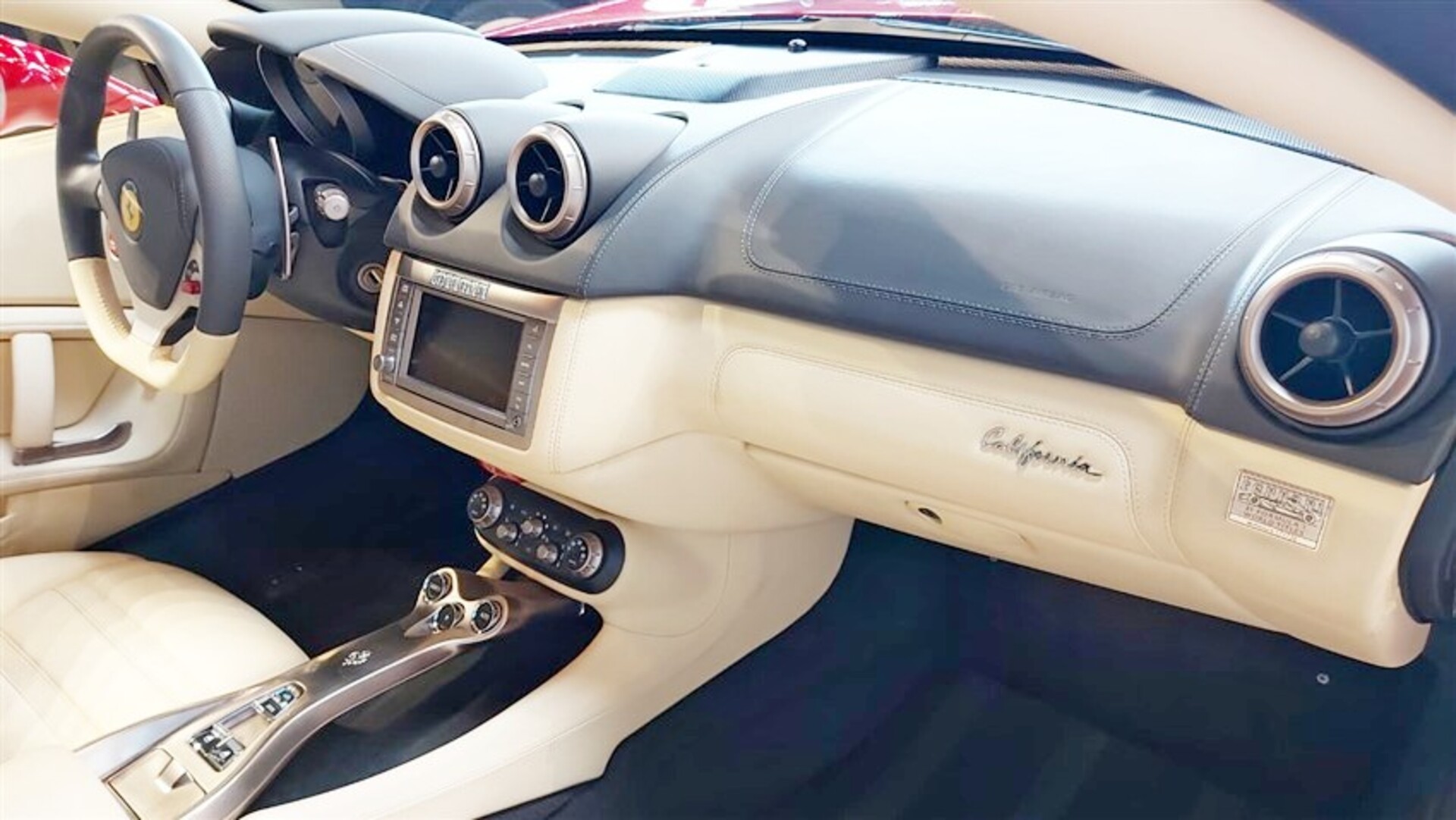 Ferrari California 4.3 DCT Benzina