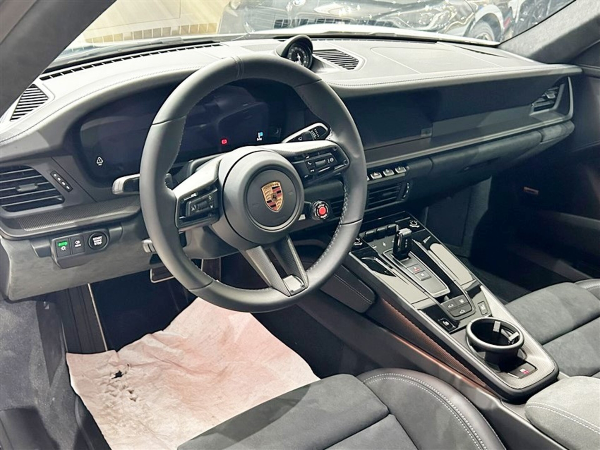 Porsche 911 Carrera GTS Elettrica / Benzina