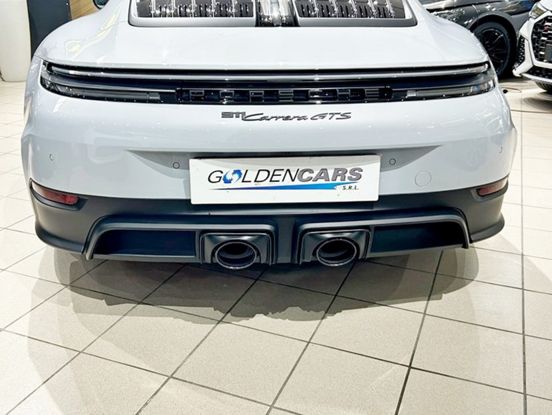 Porsche 911 Carrera GTS Elettrica / Benzina