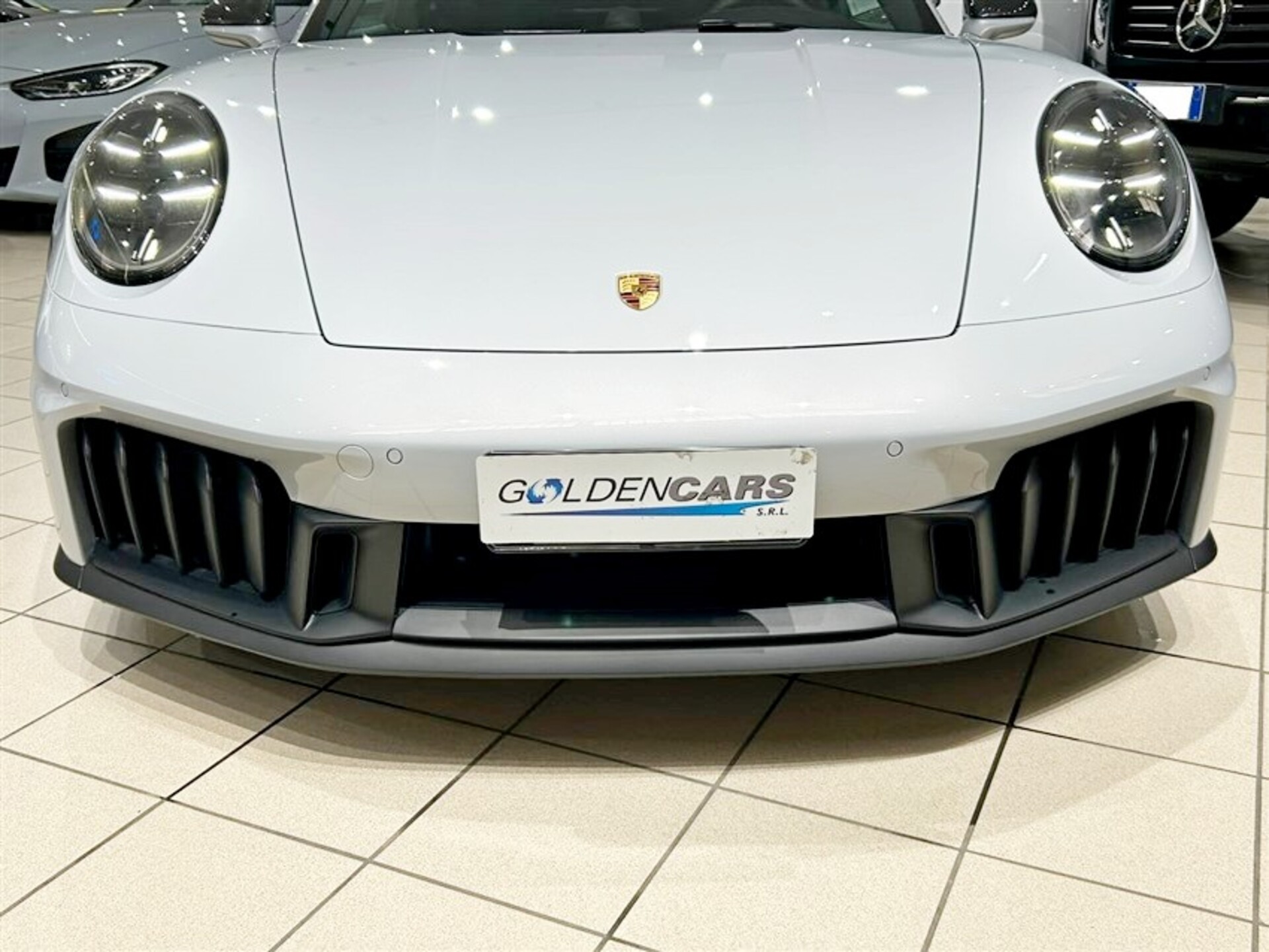 Porsche 911 Carrera GTS Elettrica / Benzina