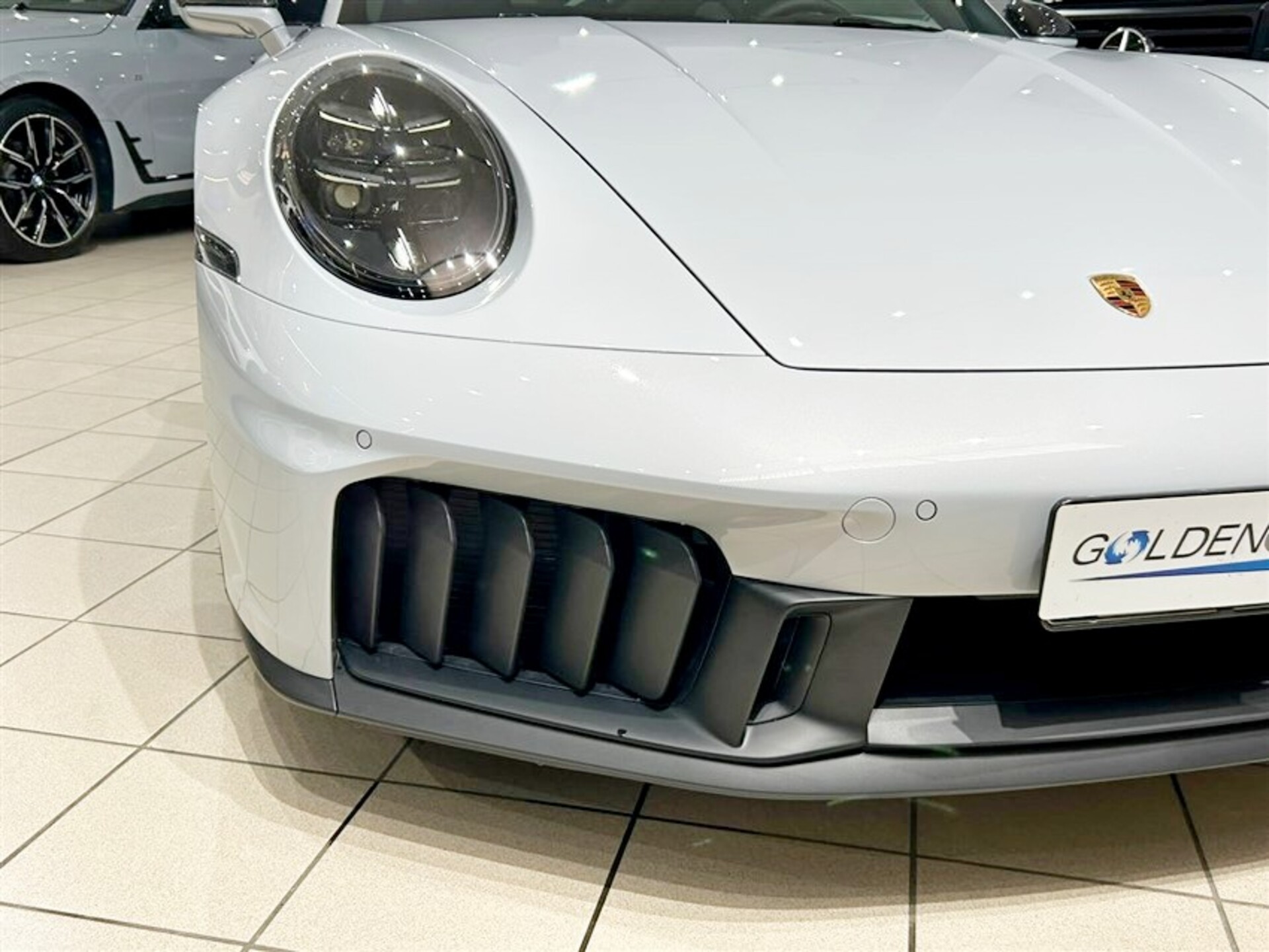 Porsche 911 Carrera GTS Elettrica / Benzina