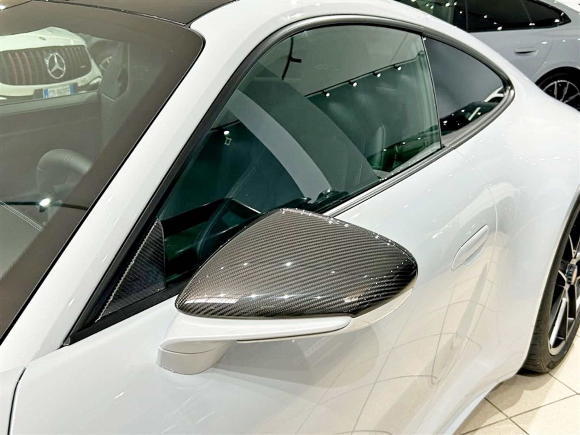 Porsche 911 Carrera GTS Elettrica / Benzina