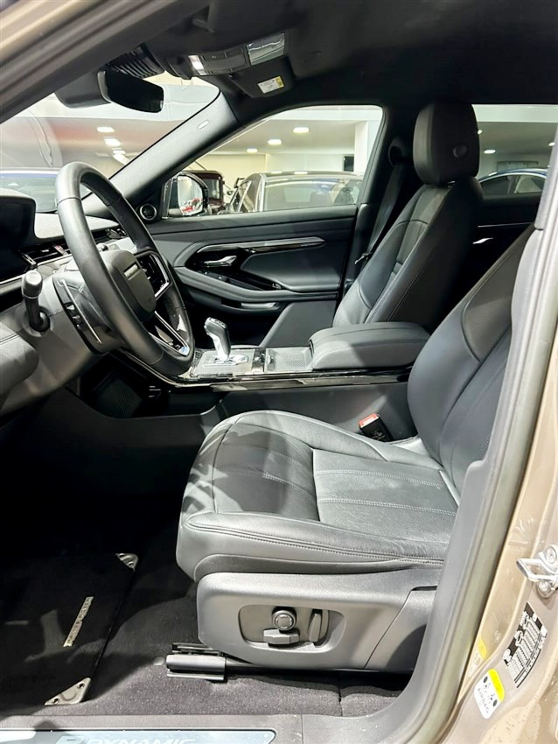 Land Rover Range Rover Evoque 2.0d i4 mhev R-Dynamic SE awd 204cv auto Elettrica / Diesel