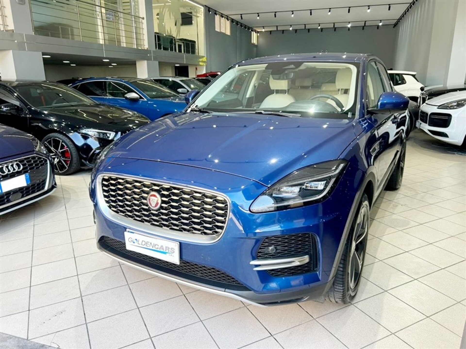 Jaguar E-Pace 2.0d i4 mhev SE awd 163cv auto Elettrica / Diesel