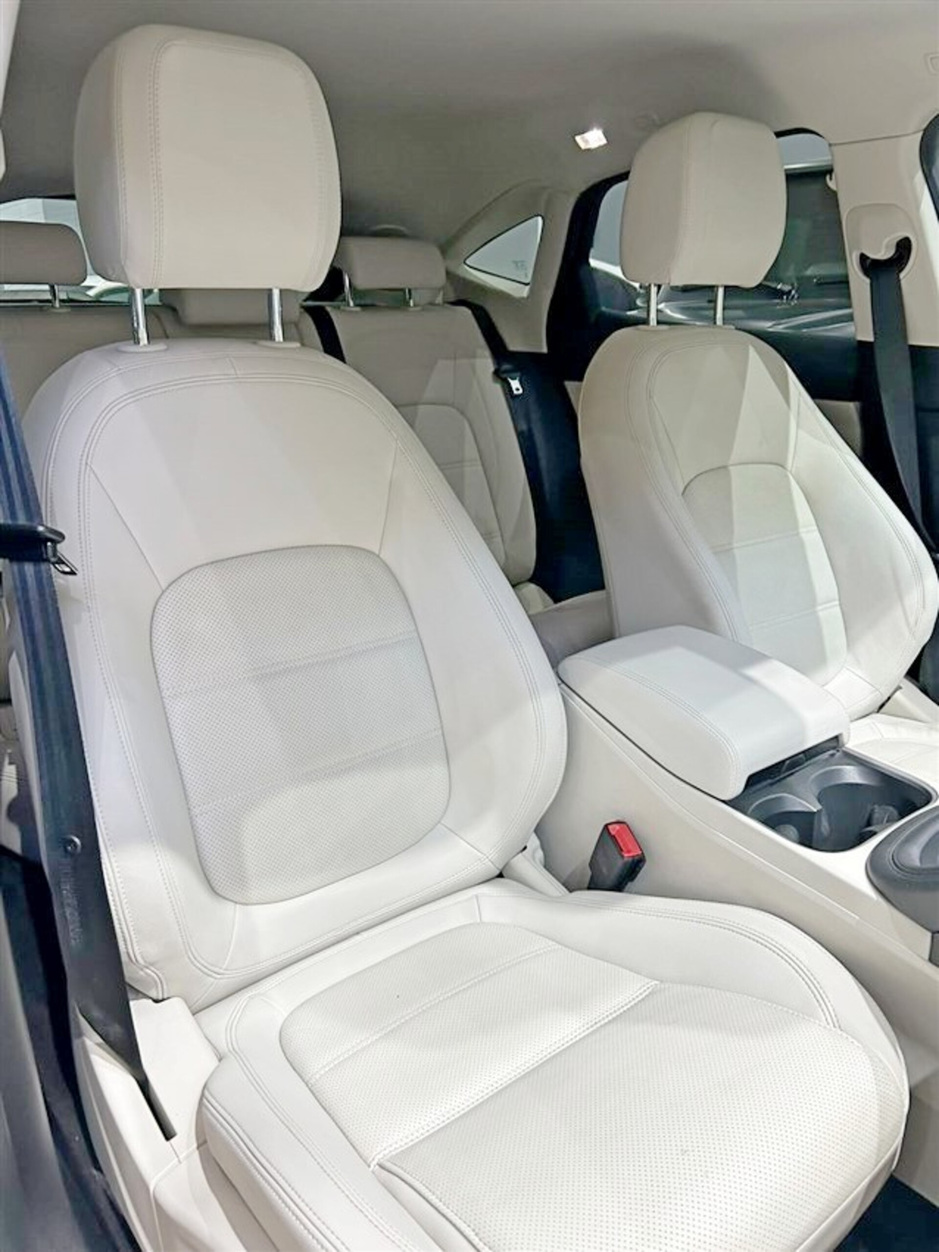 Jaguar E-Pace 2.0d i4 mhev SE awd 163cv auto Elettrica / Diesel