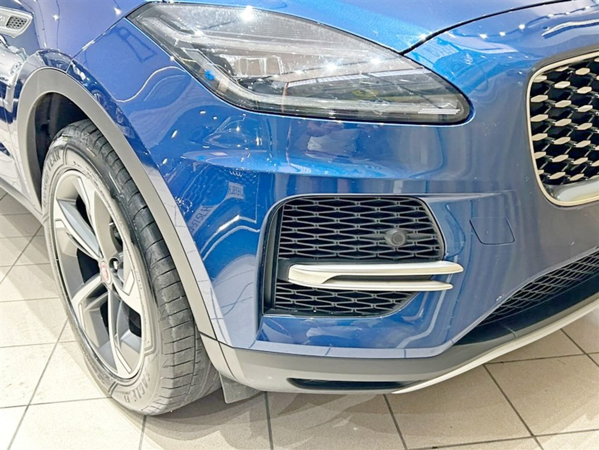 Jaguar E-Pace 2.0d i4 mhev SE awd 163cv auto Elettrica / Diesel