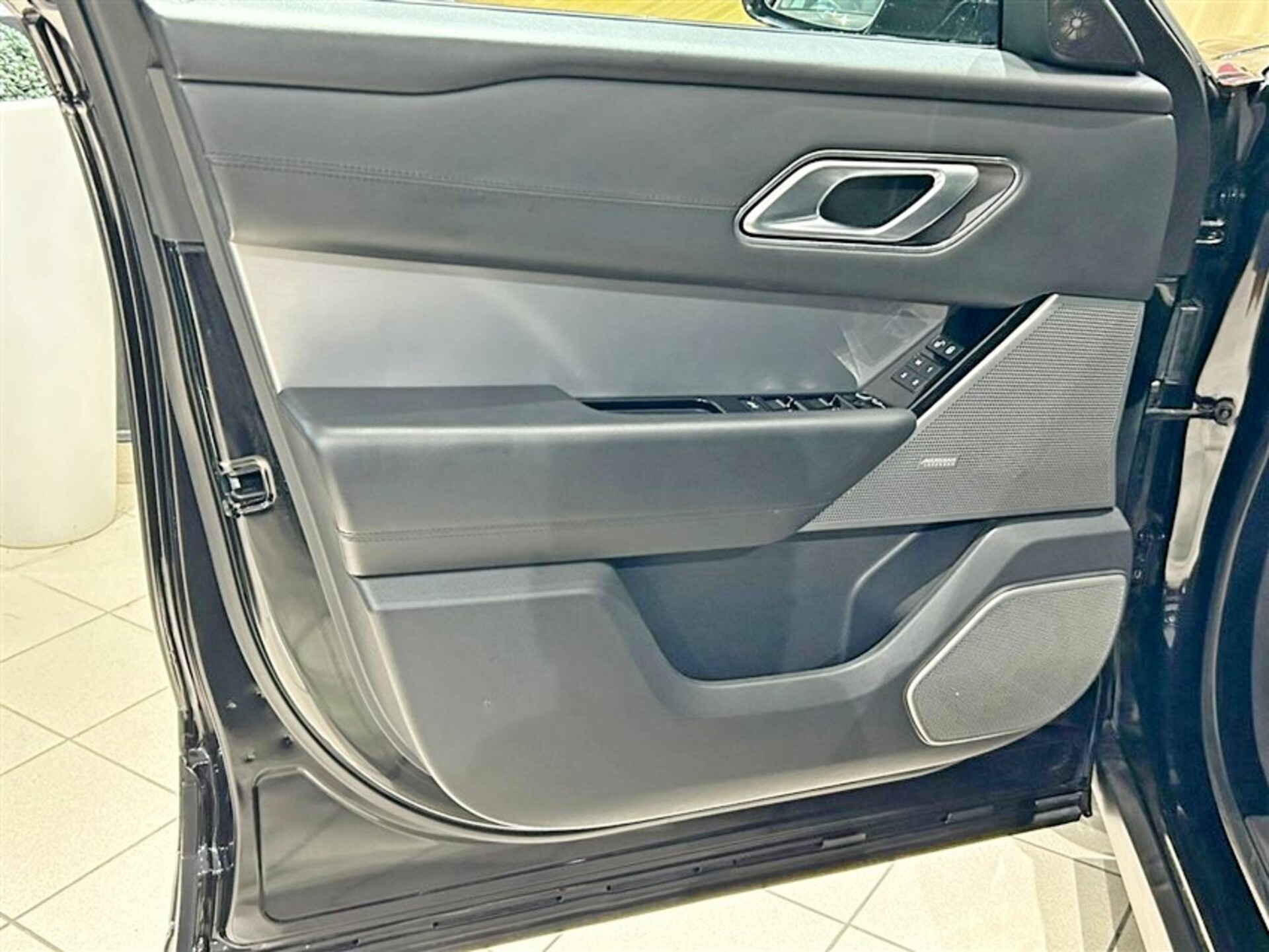 Land Rover Range Rover Velar 5.0 V8 sc SV Autobiography Dynamic Edition 550cv a Benzina