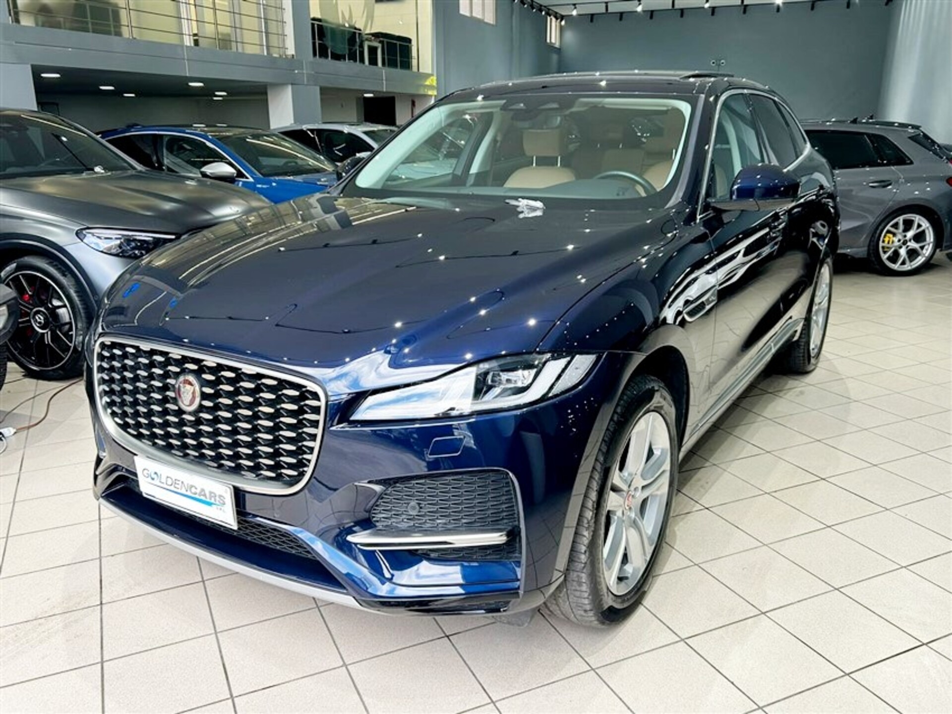 Jaguar F-PACE 2.0d i4 mhev SE awd 204cv auto Elettrica / Diesel