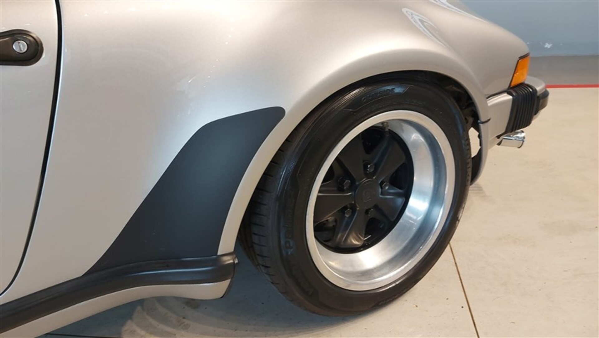 Porsche 911 3.2 Carrera Cabrio Turbolook WTL Europea!!!!! Benzina