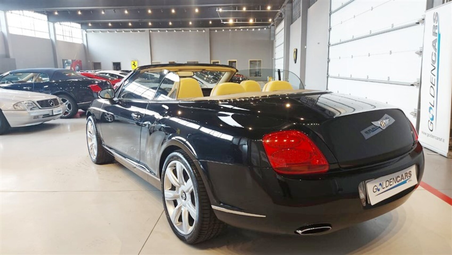Bentley Continental GTC da 559 Cv Benzina