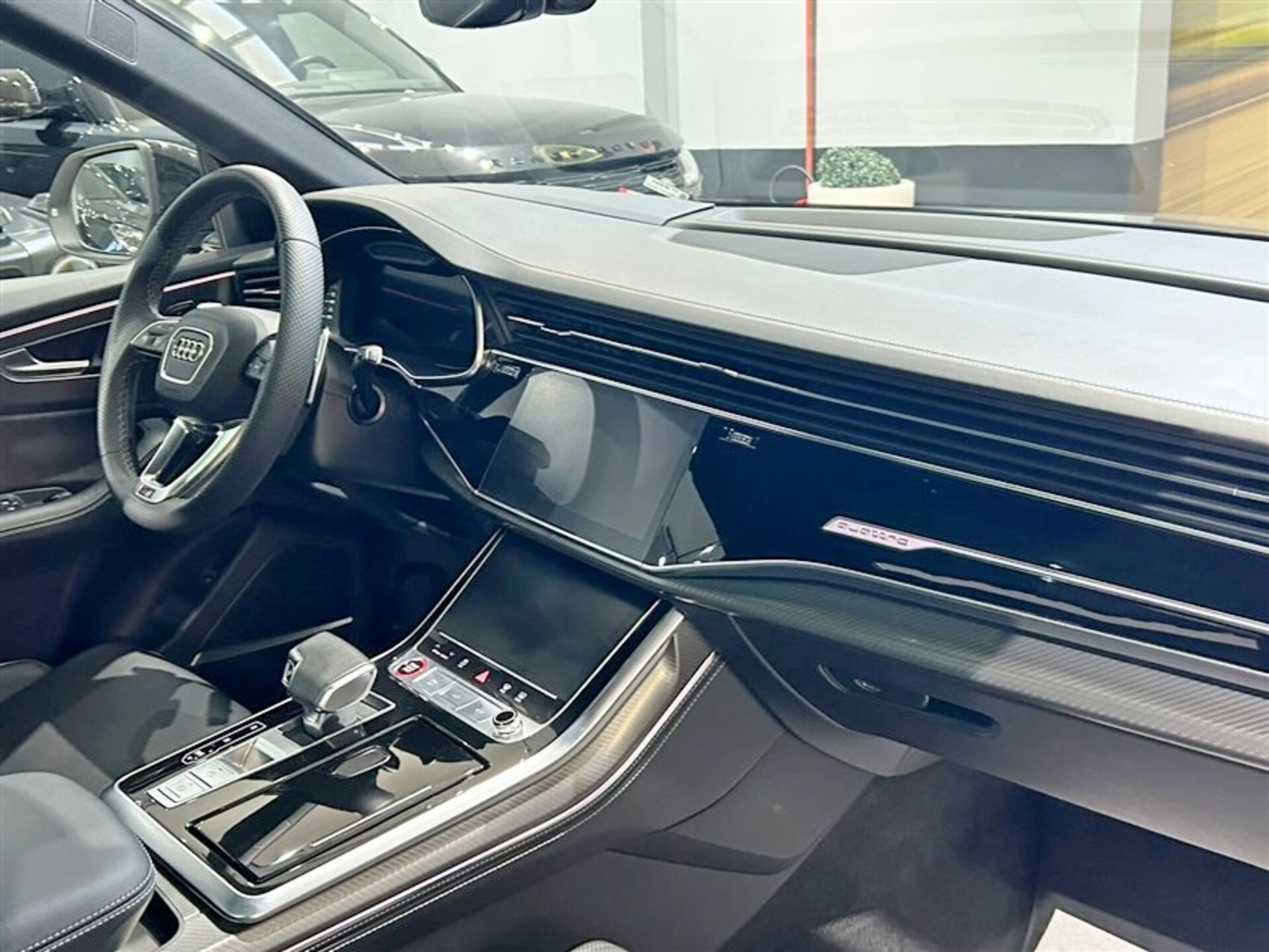 Audi RS Q8 4.0 mhev quattro tiptronic Elettrica / Benzina