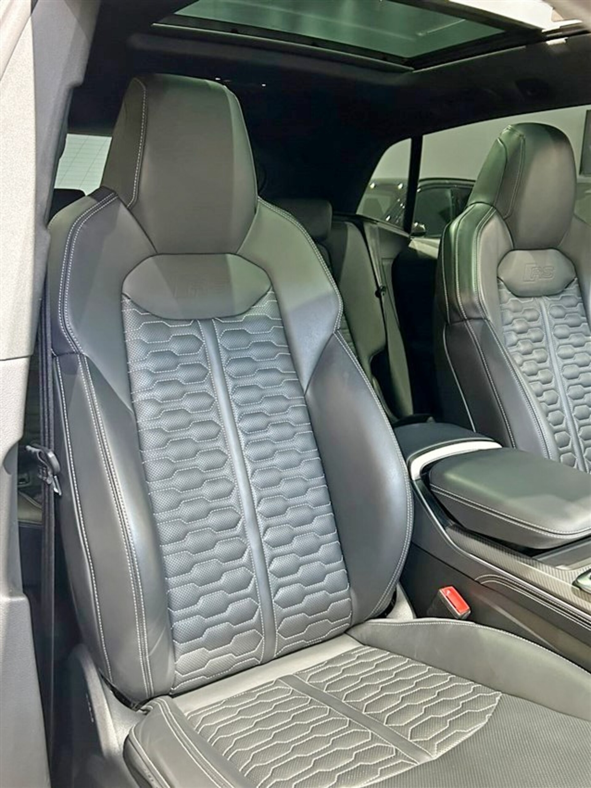 Audi RS Q8 4.0 mhev quattro tiptronic Elettrica / Benzina