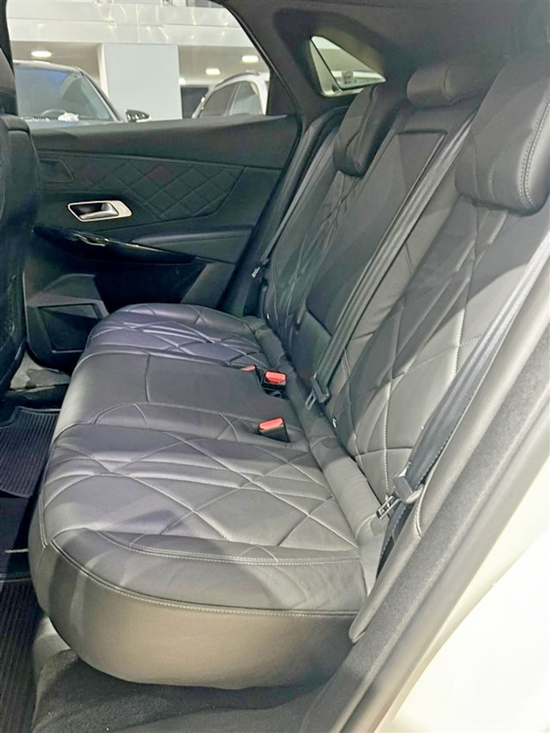 DS Automobiles DS7 Crossback 1.5 bluehdi Rivoli 130cv auto Diesel