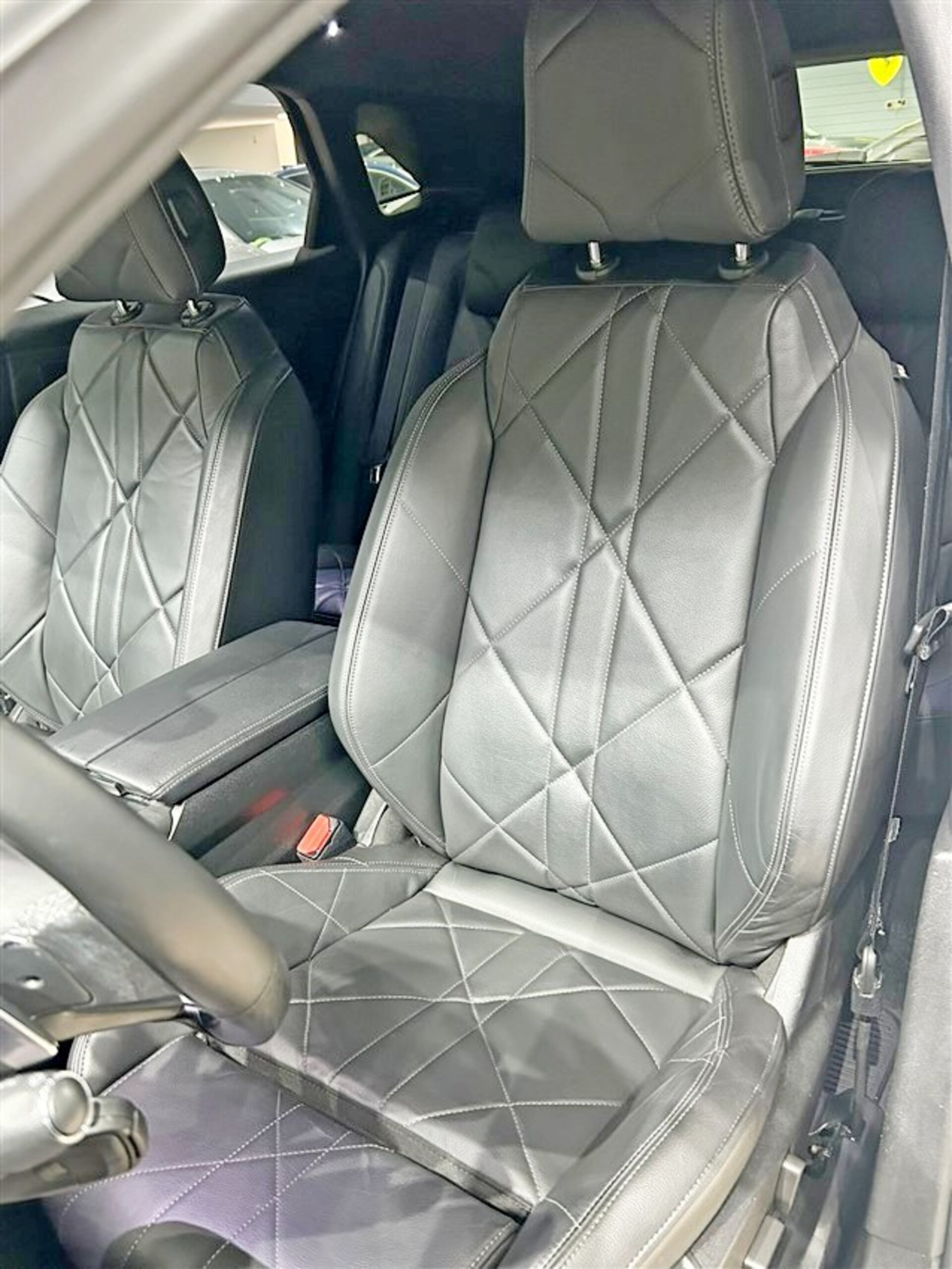 DS Automobiles DS7 Crossback 1.5 bluehdi Rivoli 130cv auto Diesel