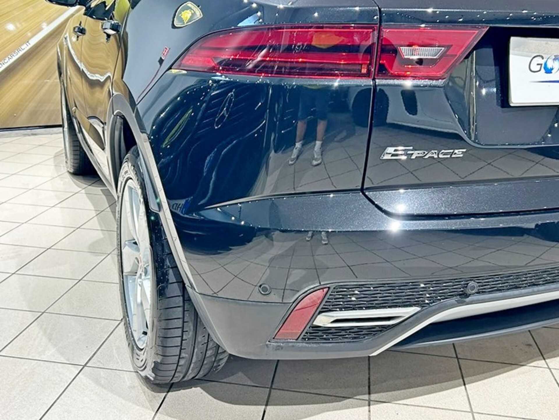 Jaguar E-Pace Elettrica / Benzina