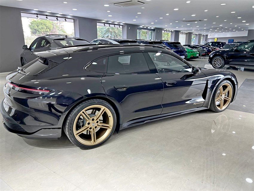 Porsche Taycan 4S Sport turismo Elettrica