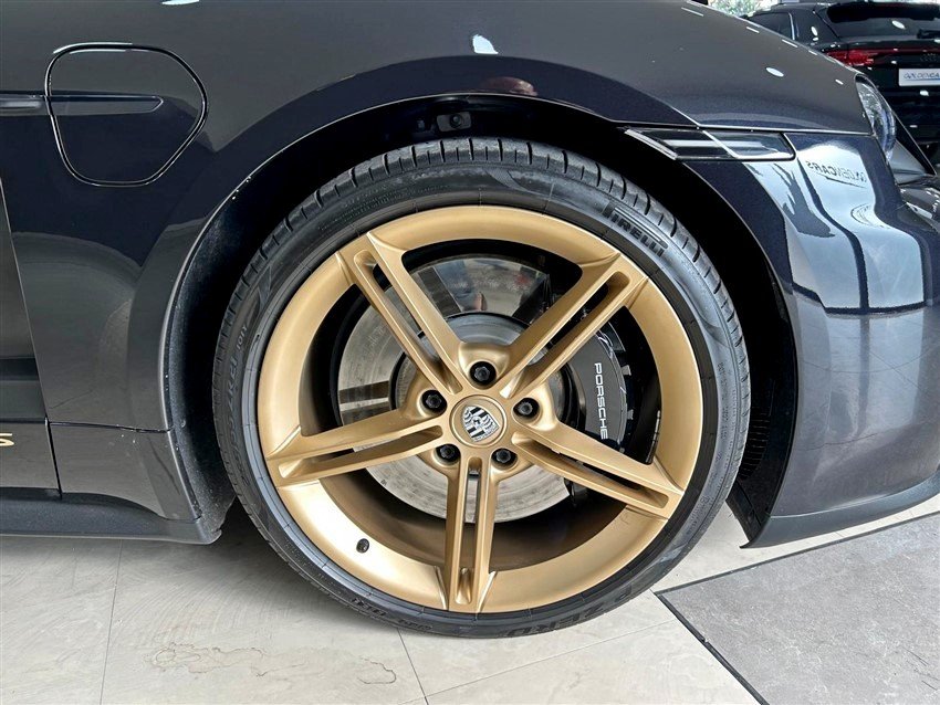 Porsche Taycan 4S Sport turismo Elettrica