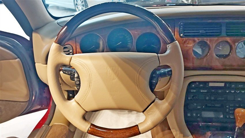 Jaguar Xk8 Convertible 4.0 Benzina