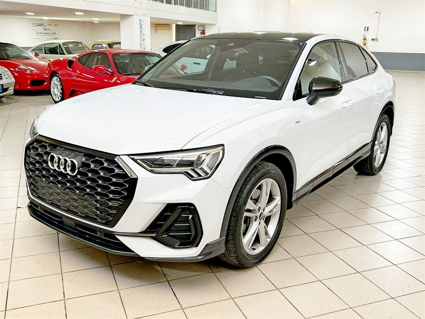 Audi Q3 Sportback 40 2.0 tdi S line quattro 200Cv s-tronic Diesel