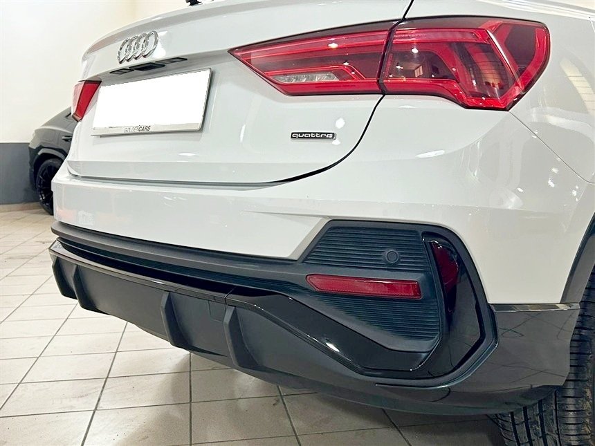 Audi Q3 Sportback 40 2.0 tdi S line quattro 200Cv s-tronic Diesel