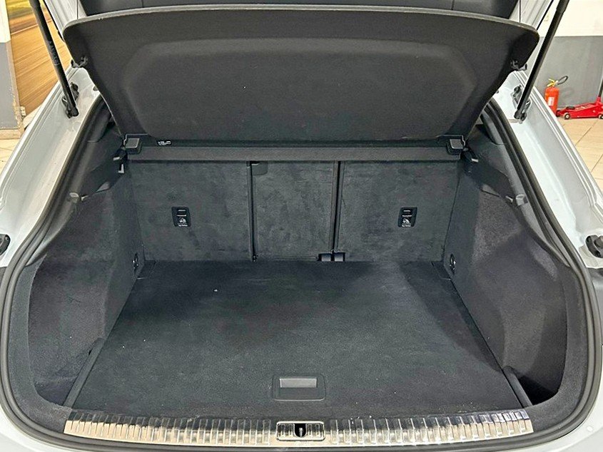 Audi Q3 Sportback 40 2.0 tdi S line quattro 200Cv s-tronic Diesel