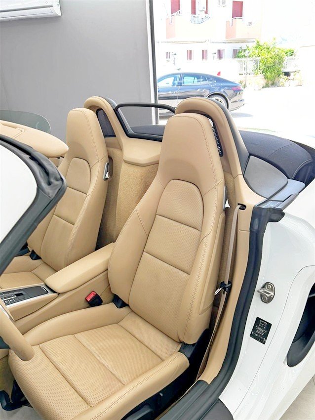 Porsche Boxster 2,7 da 265 Cv Benzina