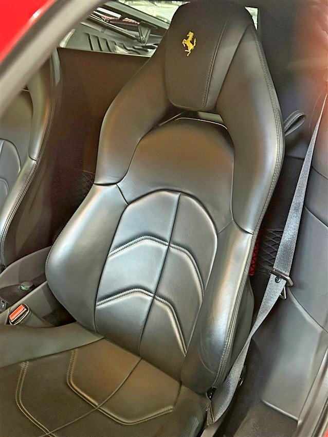 Ferrari 488 GTB Benzina