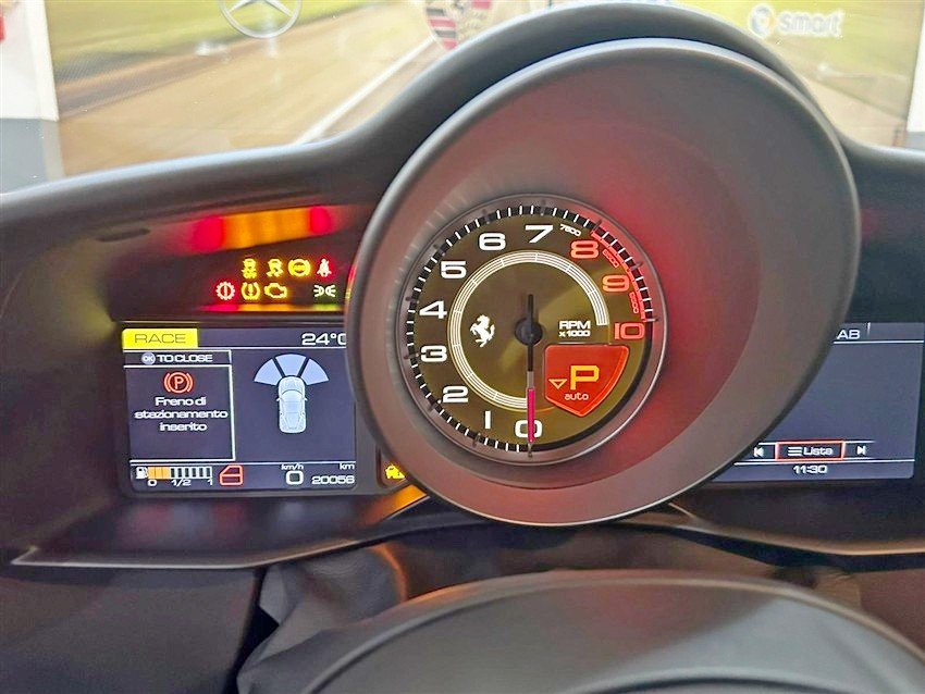 Ferrari 488 GTB Benzina