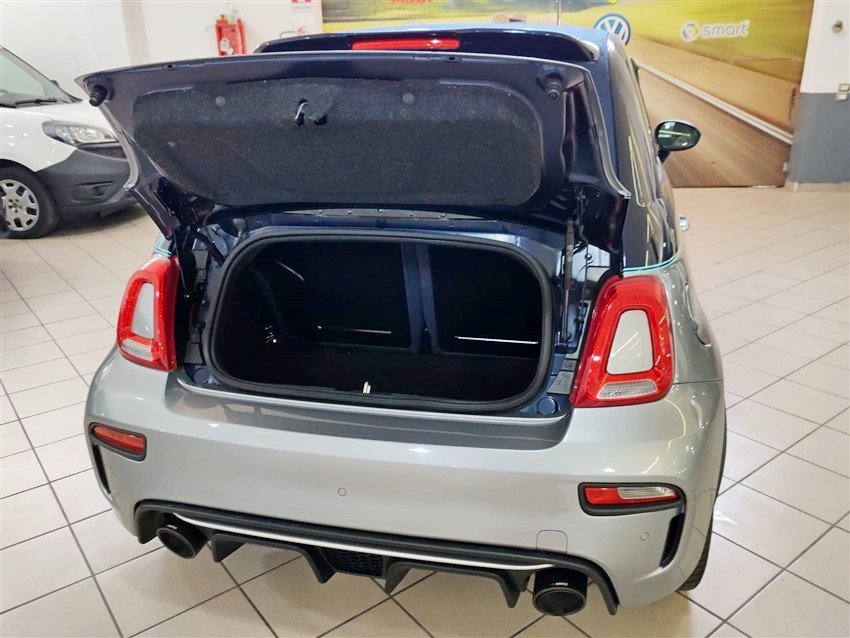 Abarth 695 1.4 16v Rivale 180cv  N°1815 Benzina