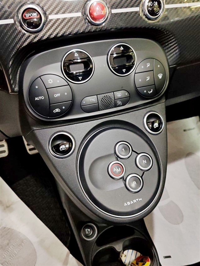 Abarth 695 1.4 16v Rivale 180cv  N°1815 Benzina