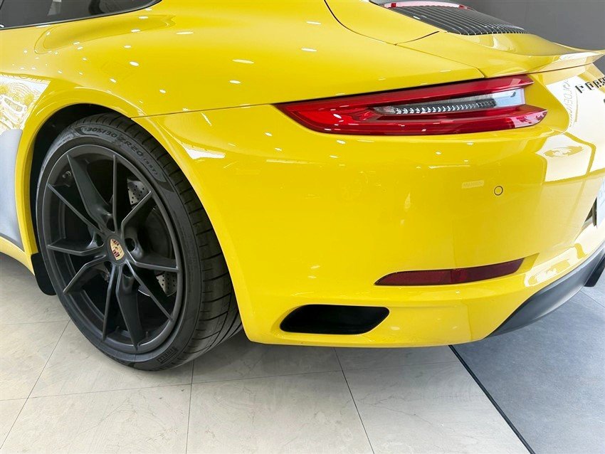 Porsche 911 Carrera T da 370 Cv Benzina