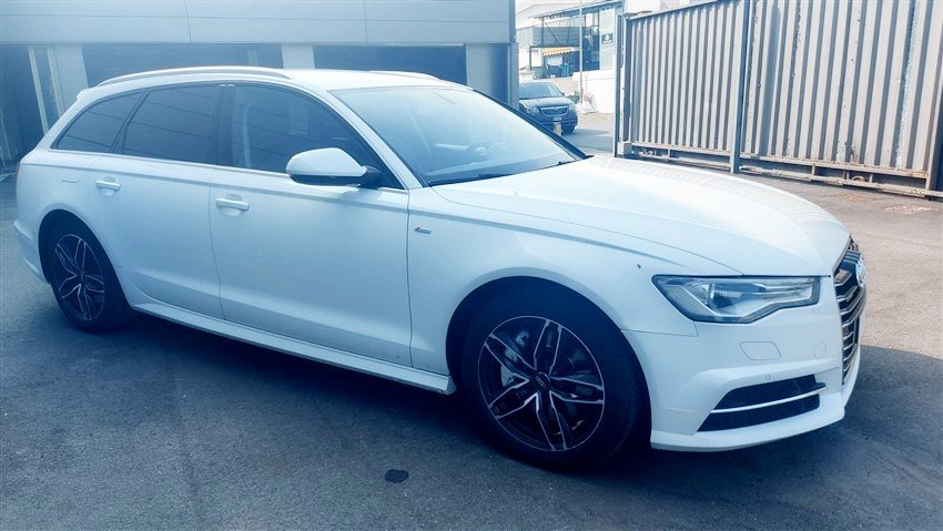 Audi A6 Avant 3.0 tdi quattro 218cv s-tronic Diesel