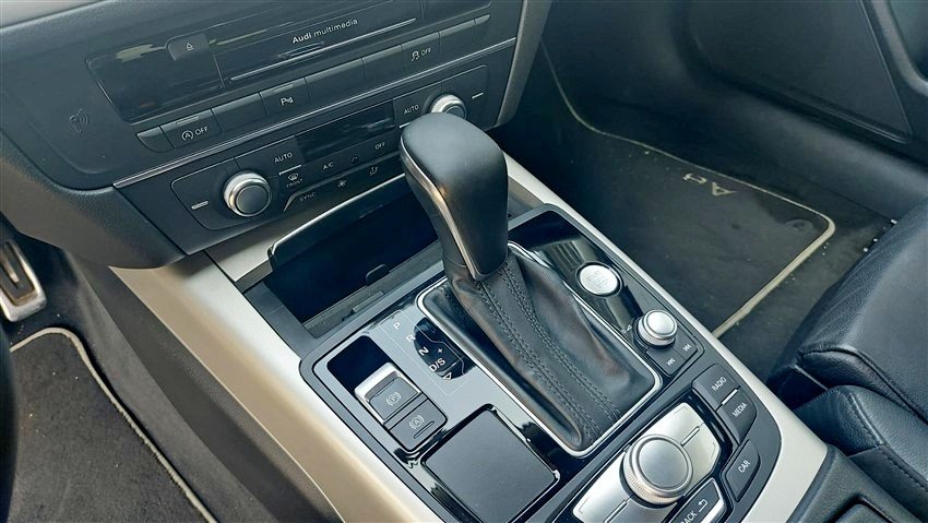 Audi A6 Avant 3.0 tdi quattro 218cv s-tronic Diesel