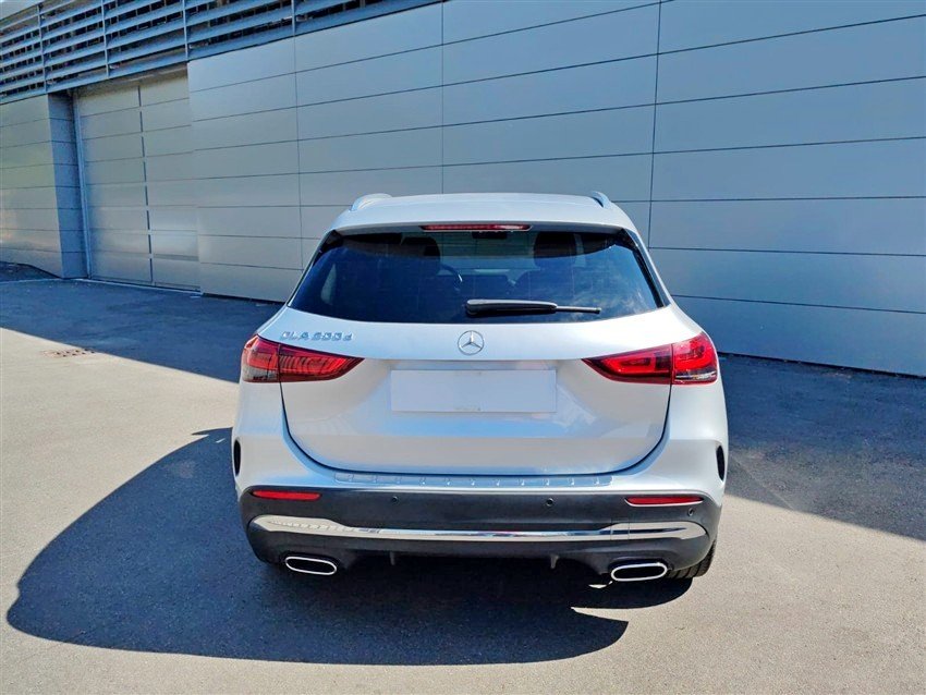Mercedes-Benz GLA 200 D Premium da 150 Cv Diesel